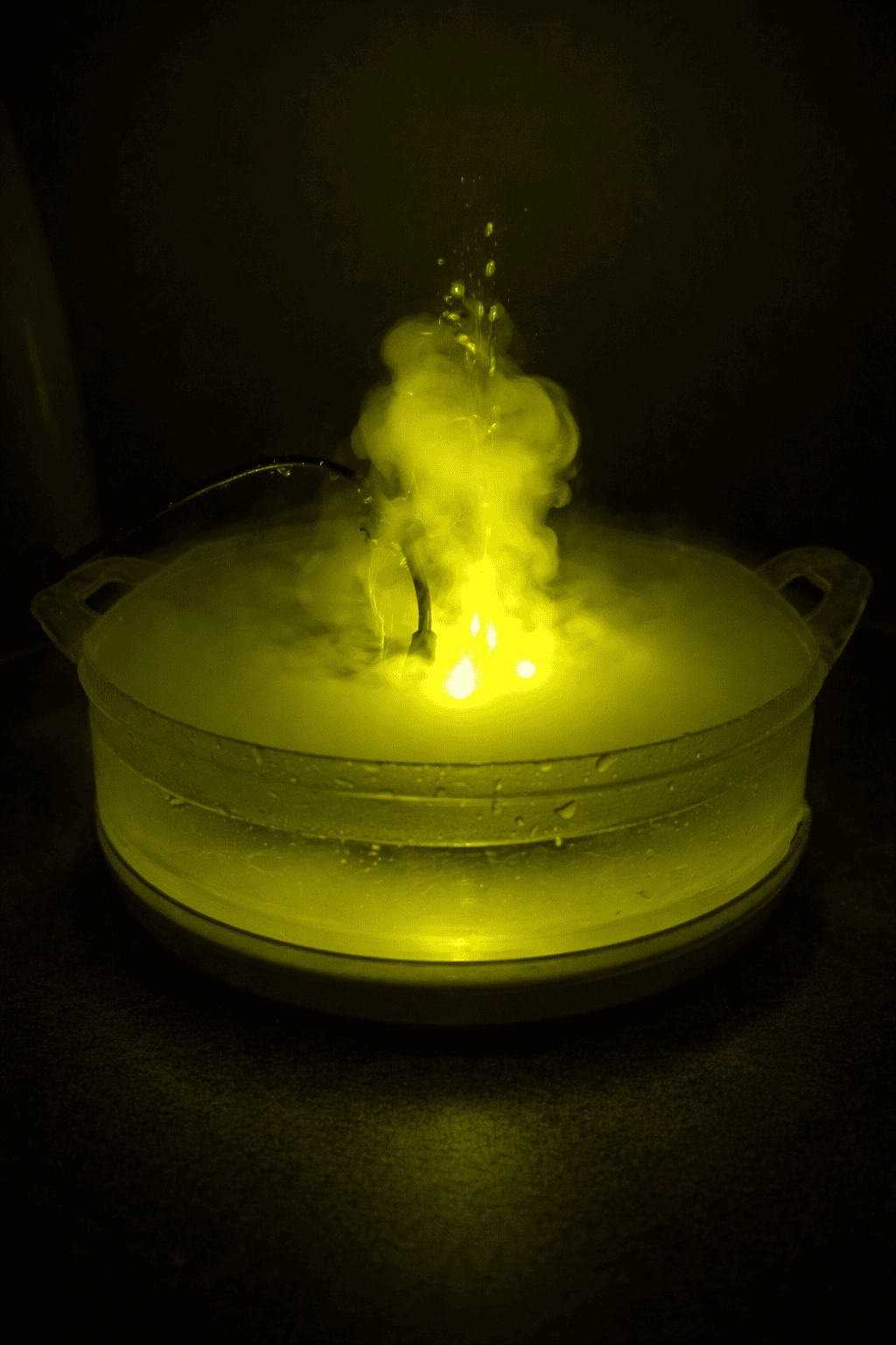 Ultrasonic Mist Maker Fogger with 12 LEDs Thumbnail 7